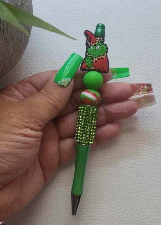 Green Navidad pen